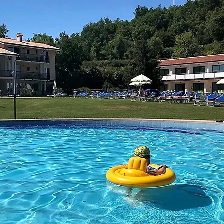 Bran & Denise Otel Bardolino